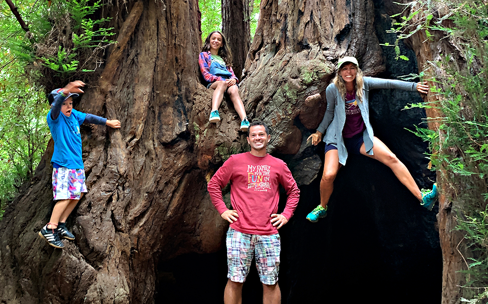 20190910_Casey-3 Casey's family sitting in a giant red wood tree